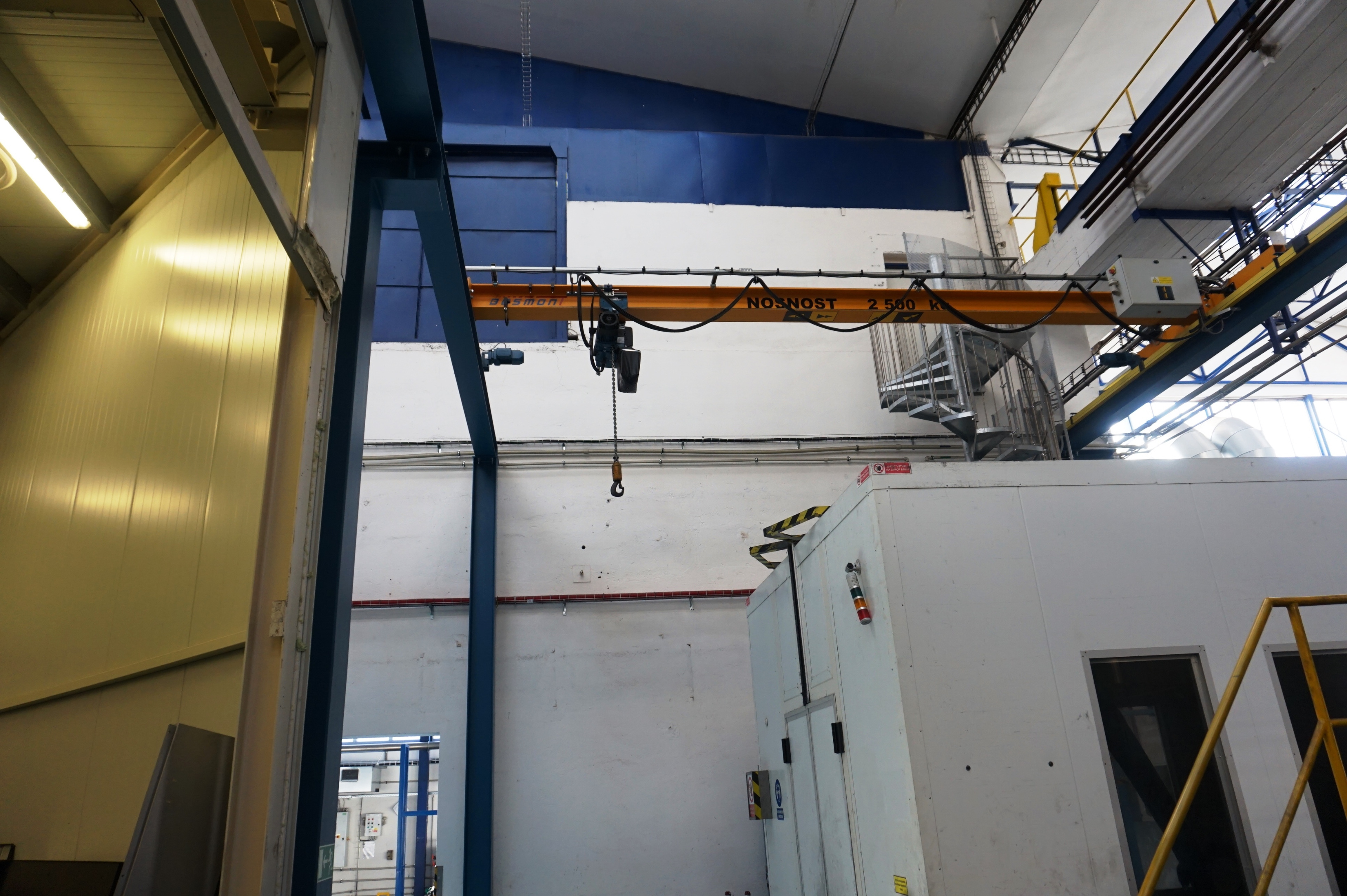 Bismon Free Standing Crane System