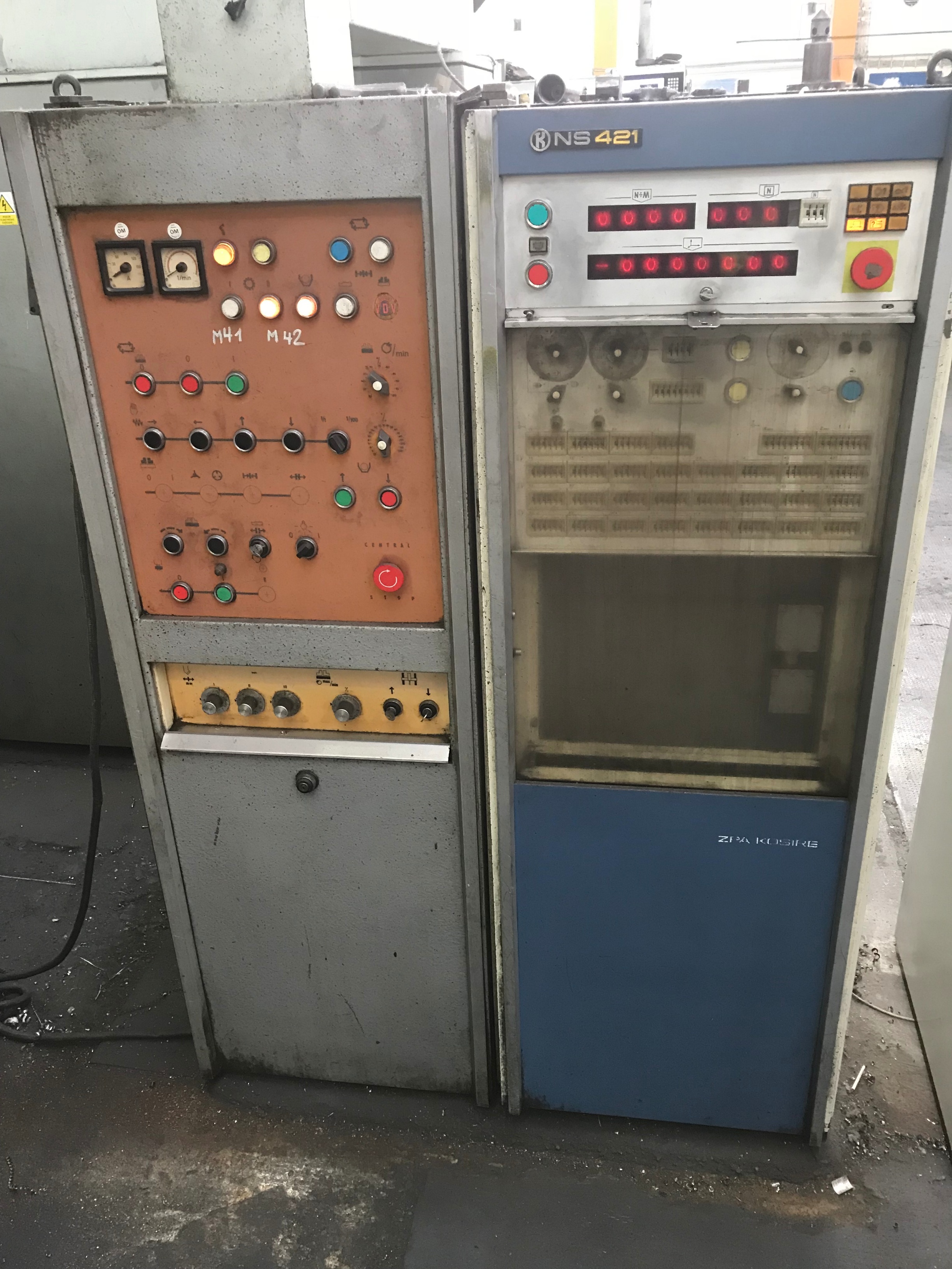 Tos Hulin SKQ 20NC Vertical Turret Lathe