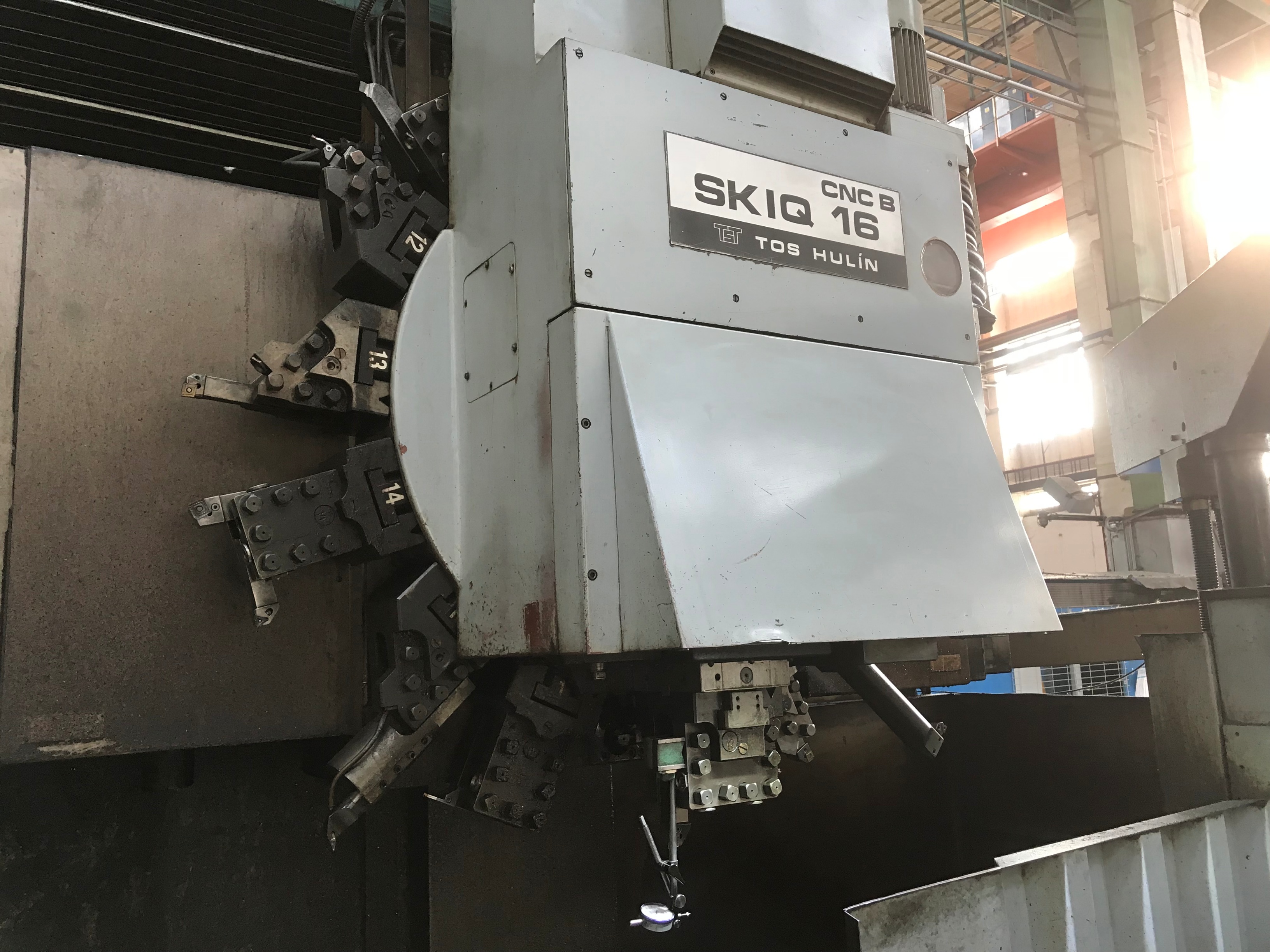 Tos Hulin SK1Q 16CNCB Vertical Turret Lathe
