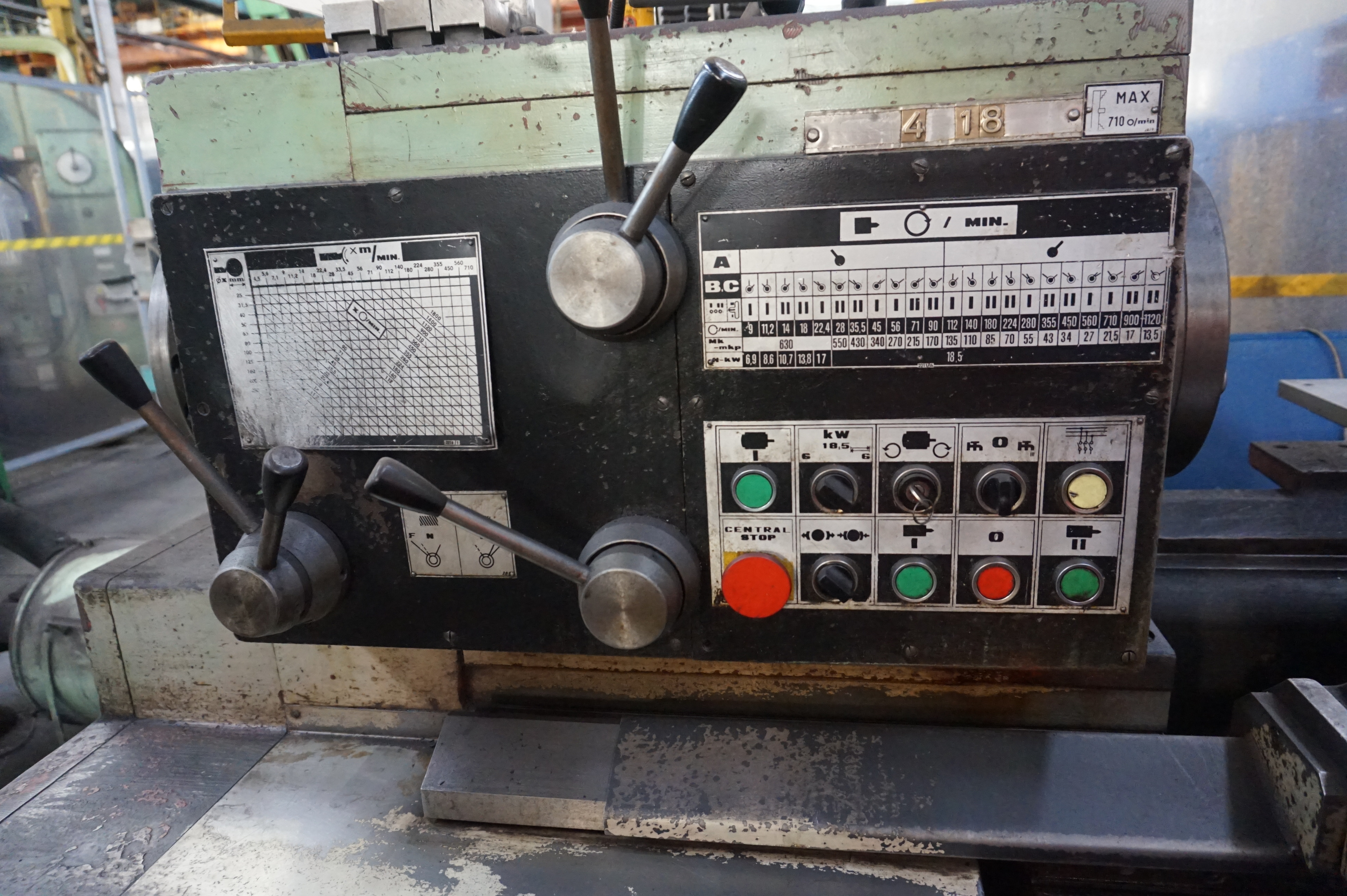 TOS SUS63 Lathe