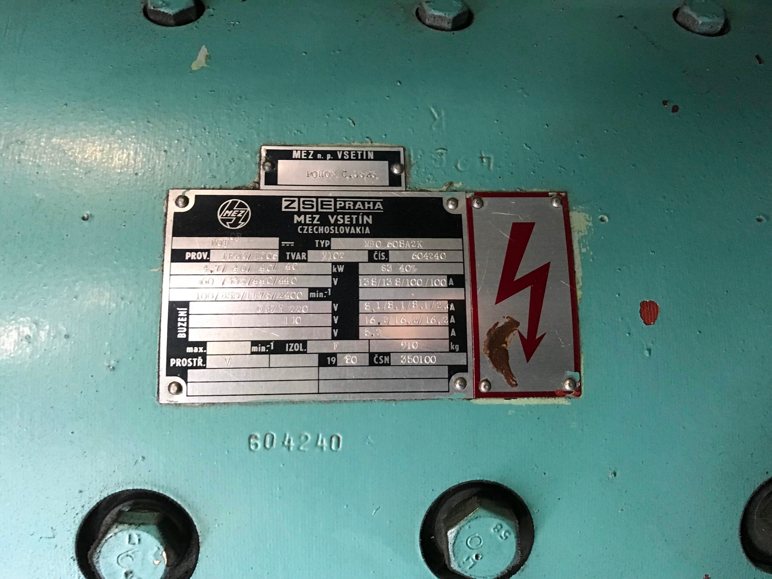 Tos Hulin SKQ12 NC Vertical Turret Lathe