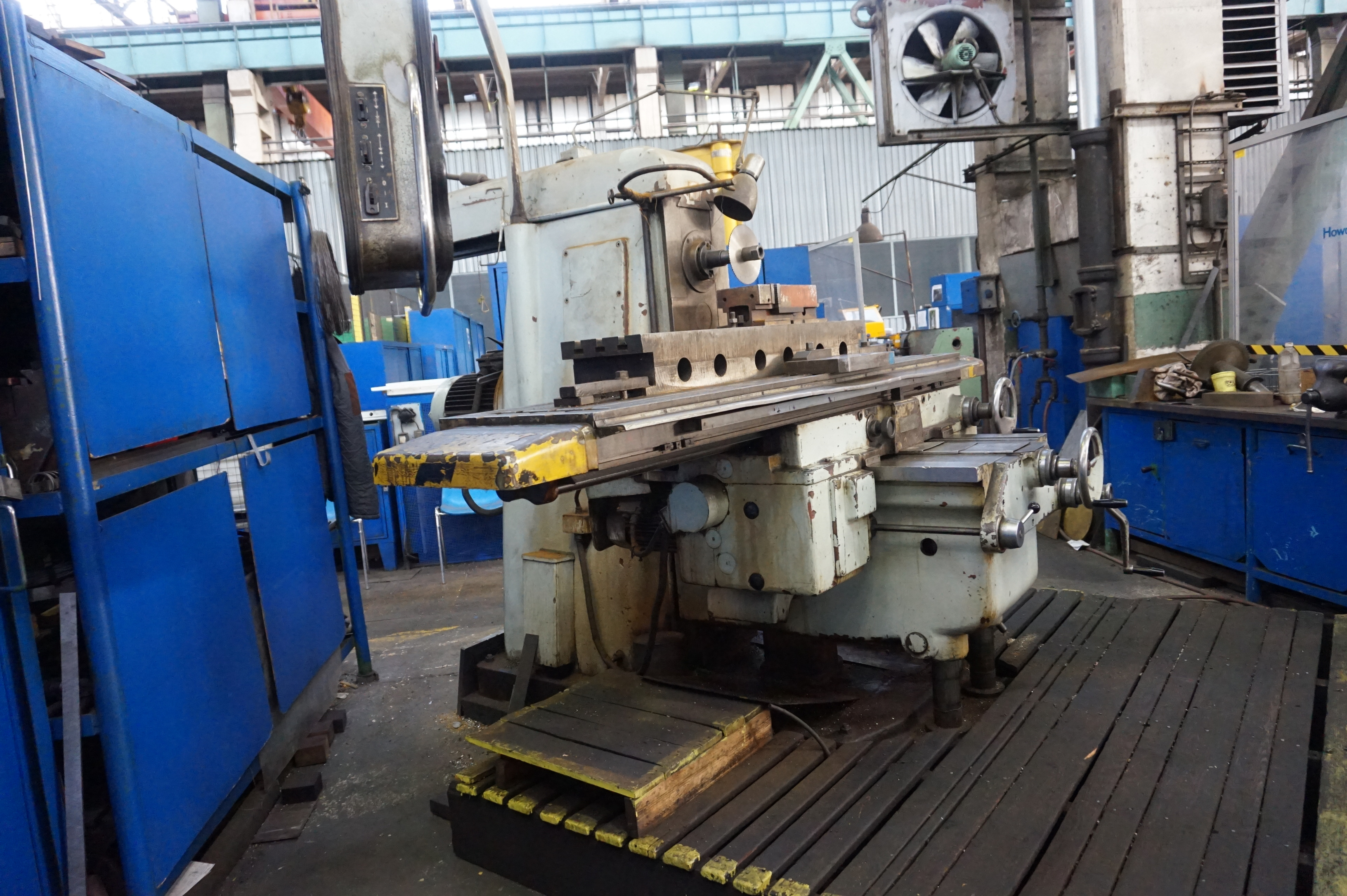 TOS FA5B Vertical Mill