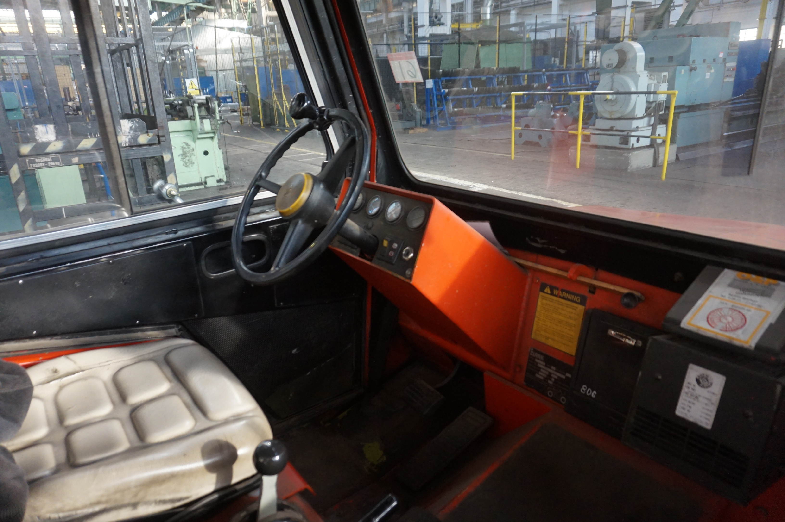 Hendrion Clarke DT 50E Diesel Tugger