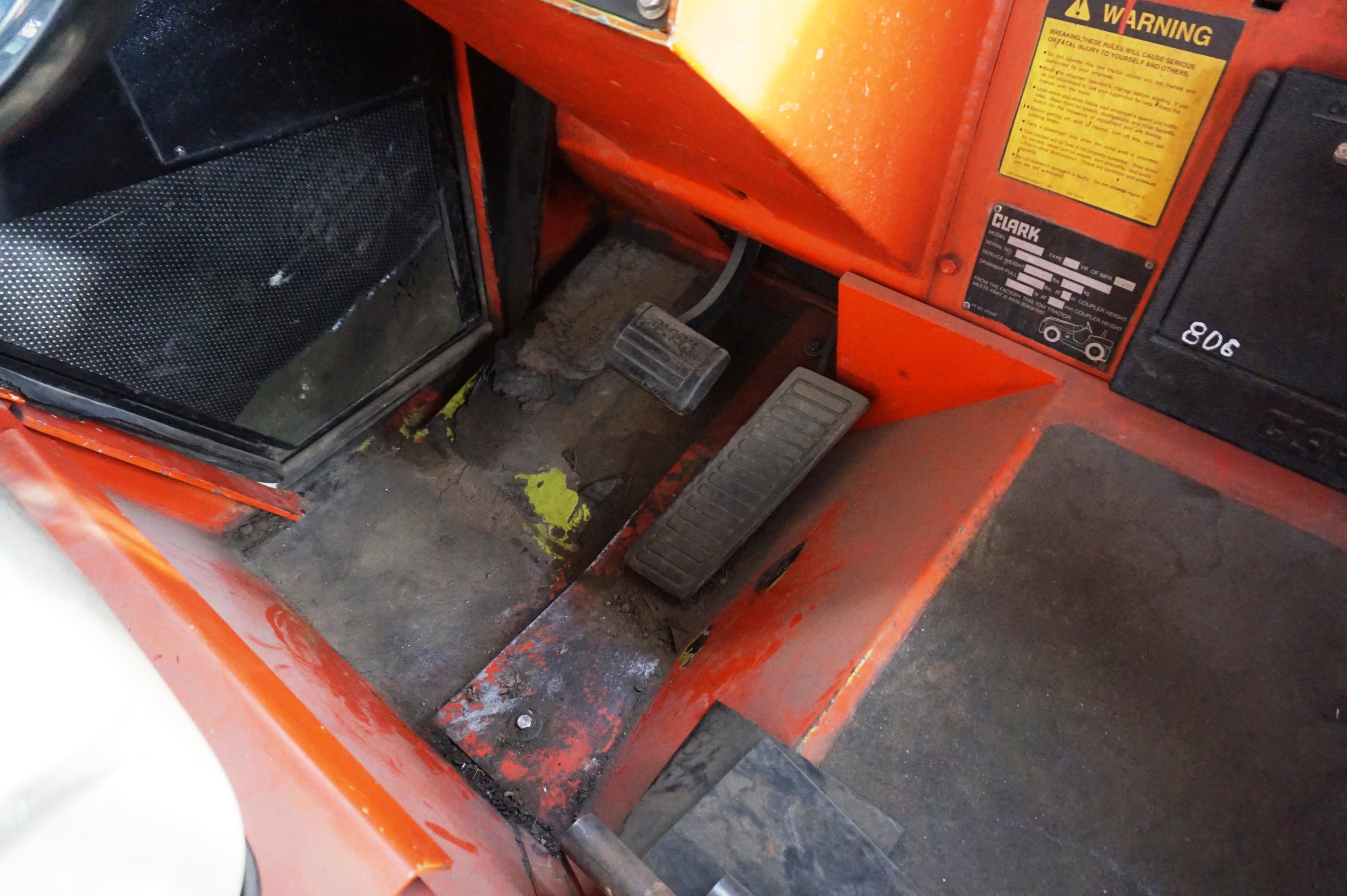 Hendrion Clarke DT 50E Diesel Tugger