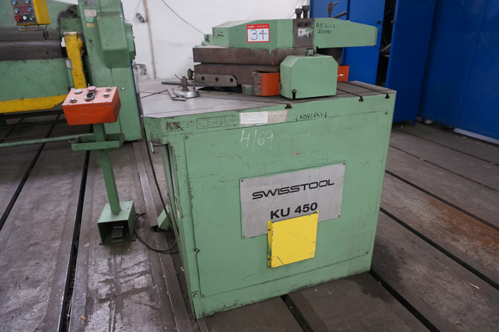 Swisstool KU450 Corner Knotcher/Punch