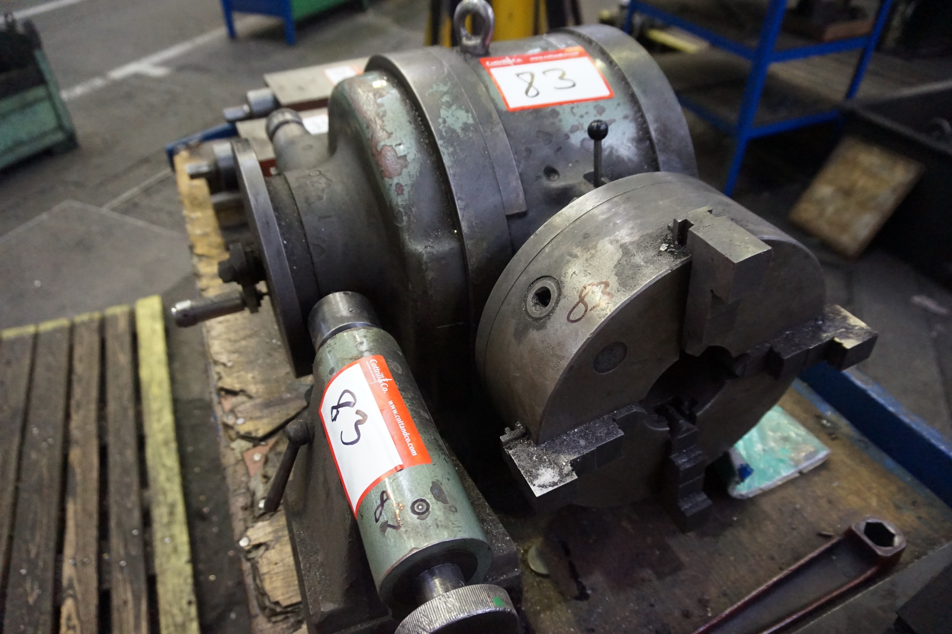 Dividing Head 250mm 4-Jaw Chuck with Tailstock