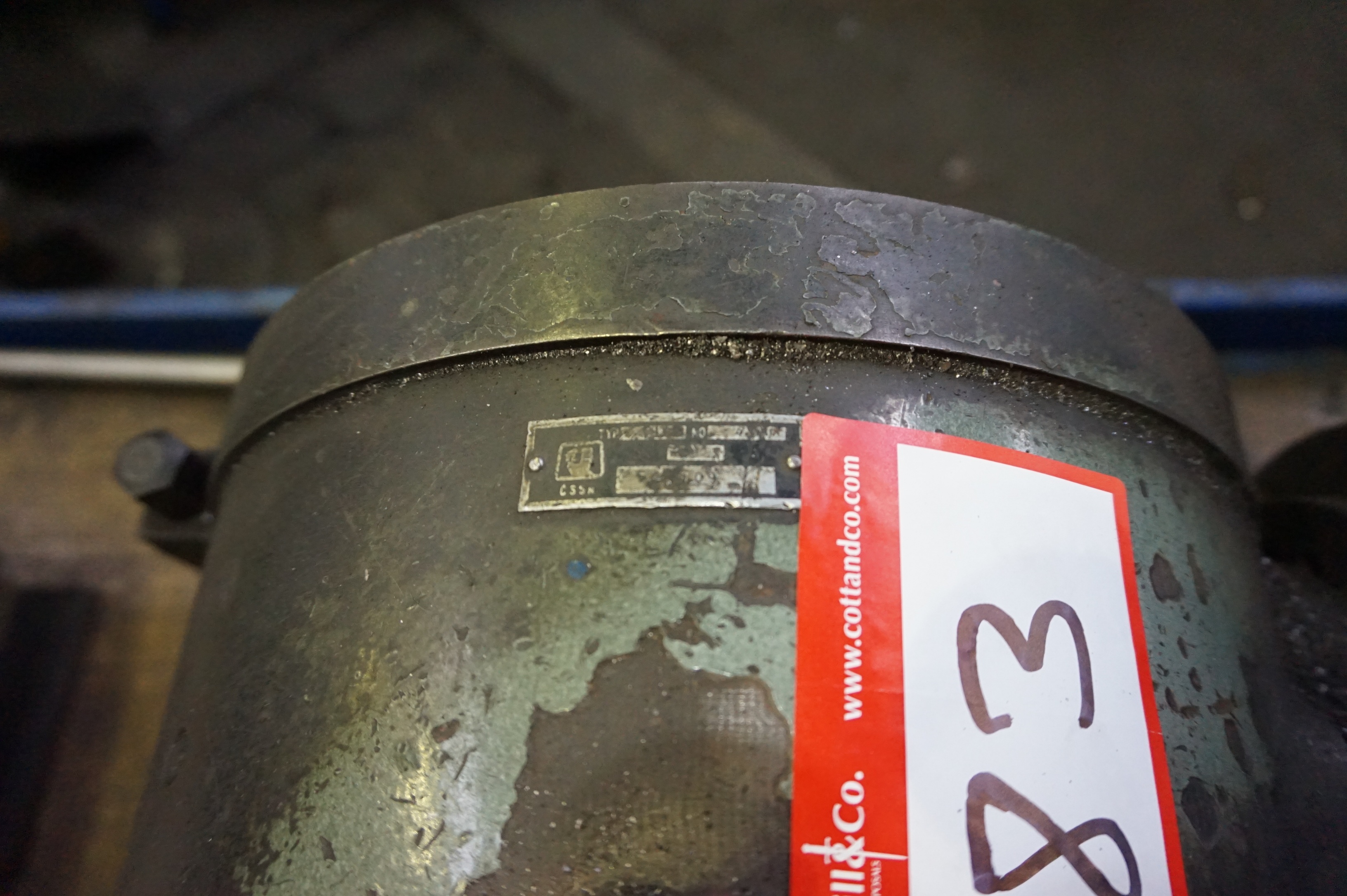 Dividing Head 250mm 4-Jaw Chuck with Tailstock