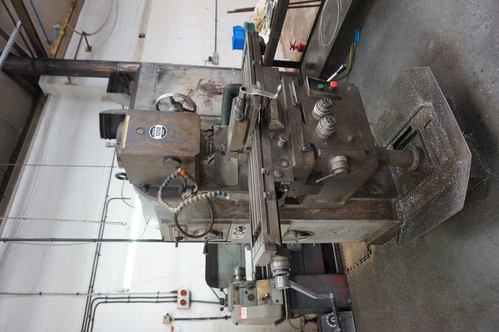 Elliot Sturdmill 1250 Vertical Milling Machine