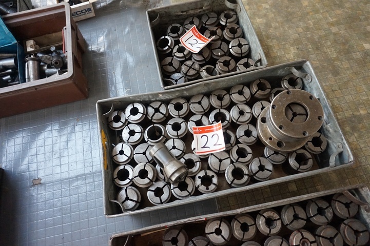 Large Qty of Collets 2047 with Collet Chuck