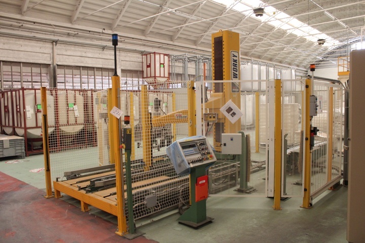 Breton Automazioni Model Worky Palletising Robot