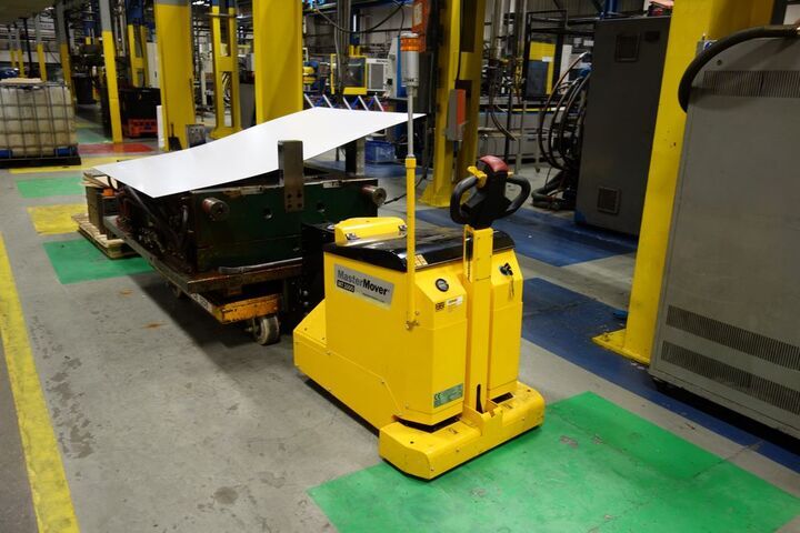 MasterMover Model MT1000 Electric Tool Platform