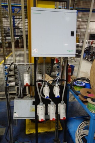 Schneider Electric KQ Load Centre Fuse Boxes