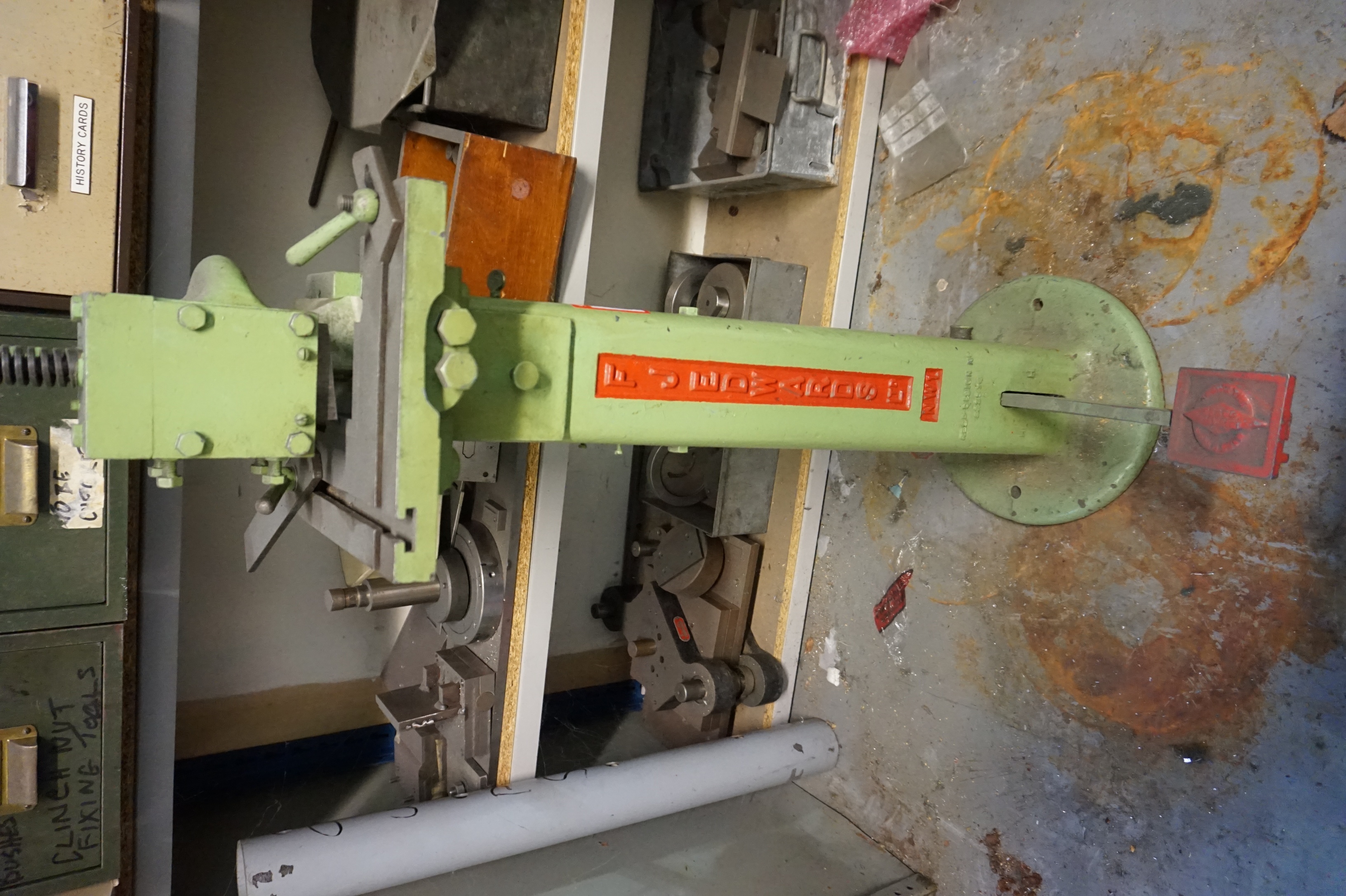 FJ Edwards Corner Notcher