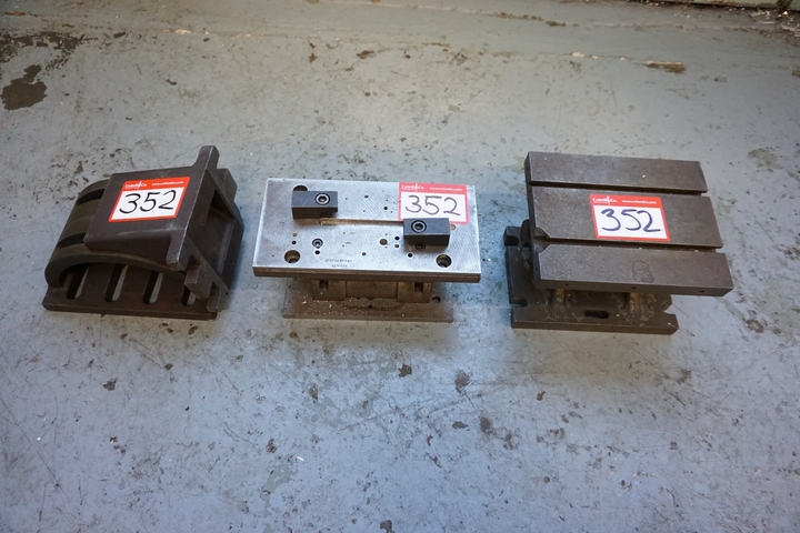 Qty of Adjustable Angle Plates