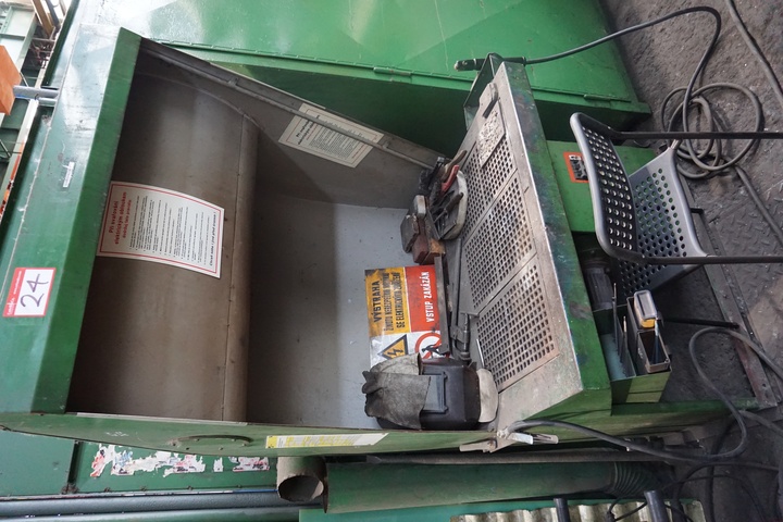 Welding Bench with Extraction Unit