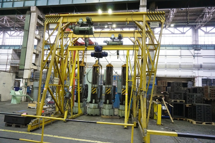 A Frame 9m x 5.5m High Approx.