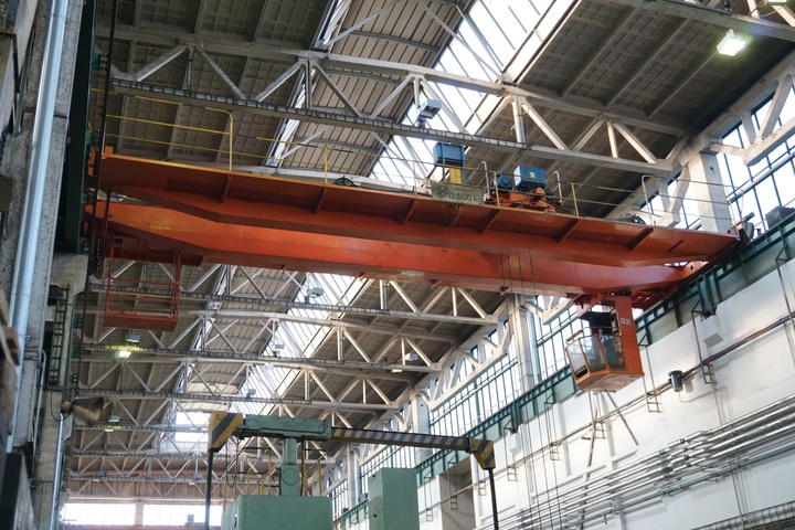 Tadsnina 12,500kg Twin Beam Overhead Travelling Gantry Crane