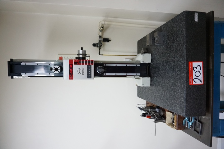 Mahr Digimar 817C Electronic Height Gauge