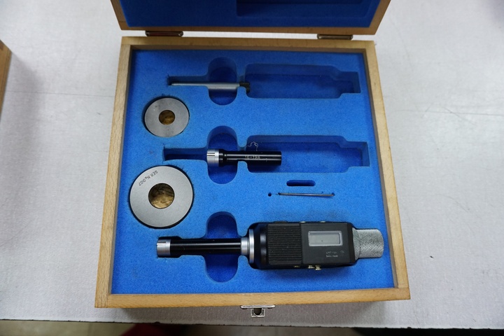 Sylvac Digital Internal Micrometer 10mm – 19mm Set
