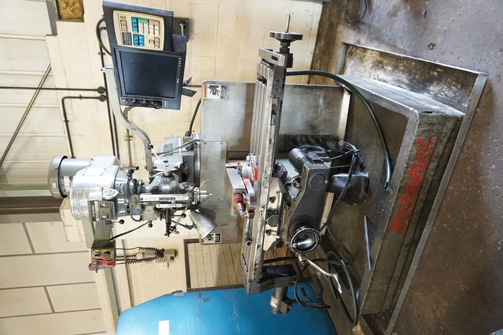 Bridgeport Eztrak DX Turret Mill