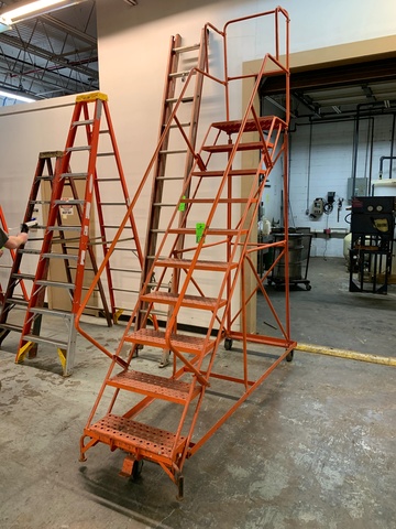 10-Step Safety Ladder