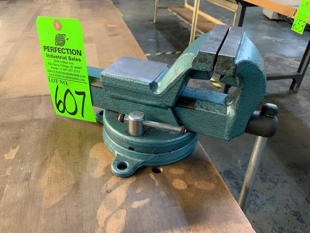 RIDGID 4.75" Bench Vise