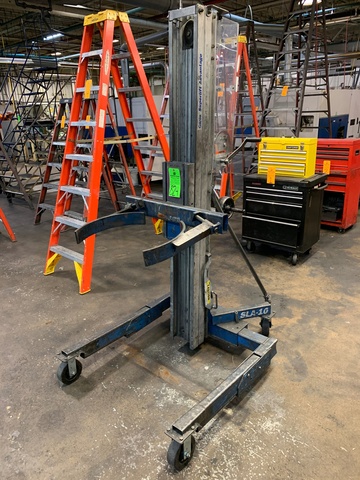 GENIE SLA-10 Superlift Advantage Manual Lift s/n 5501511779