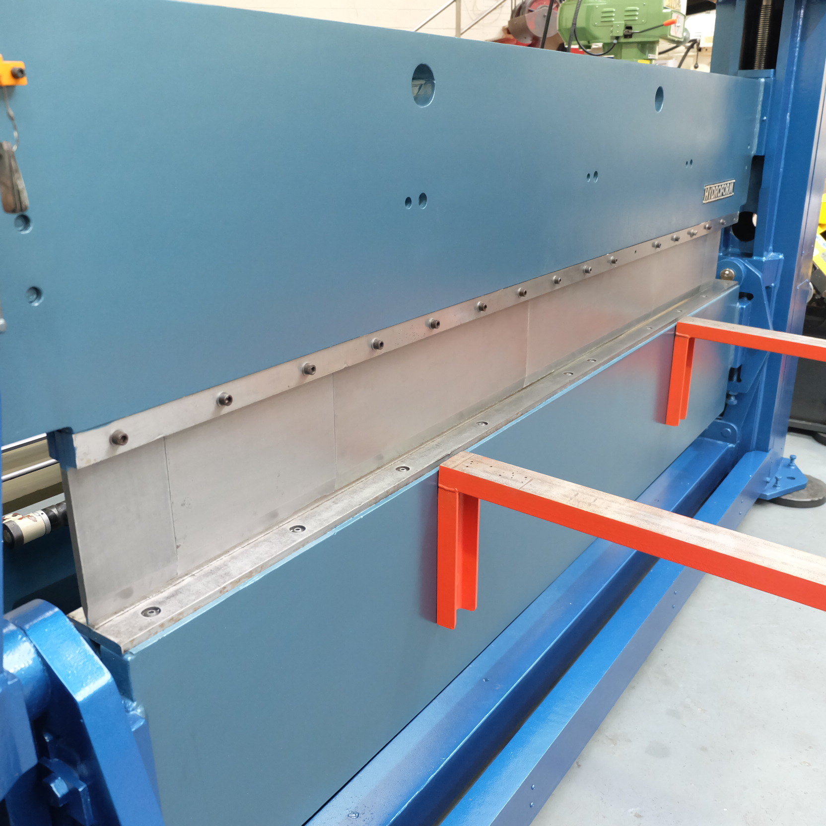 Keetona Hydraform Power Sheet Metal Box & Pan Folding Machine