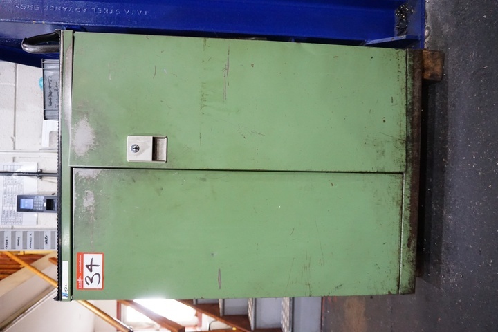 2-Door Cabinet Lista