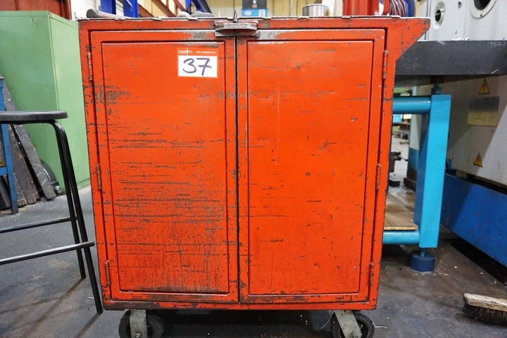 Mobile 2-door Cabinet