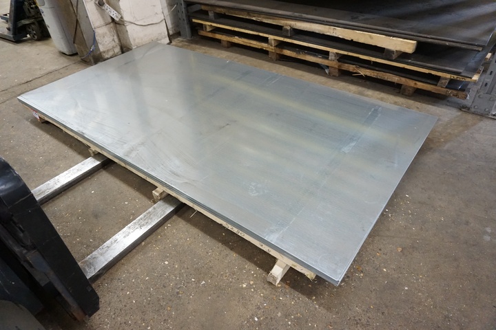 2.5mm Zintec 2500mm x 1250mm Uptons