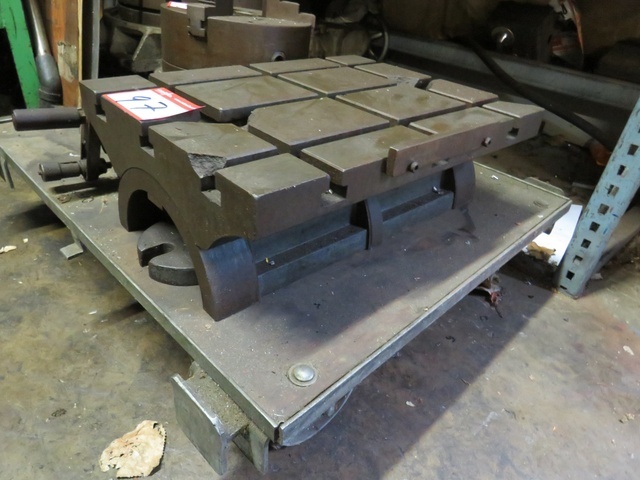 Swivel Table 18” x 14”