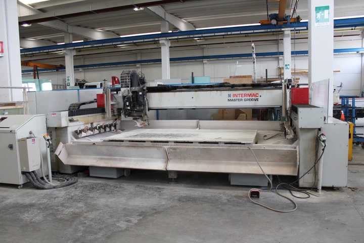 Intermac Type Master Groove 1500 CNC Engraving Machine