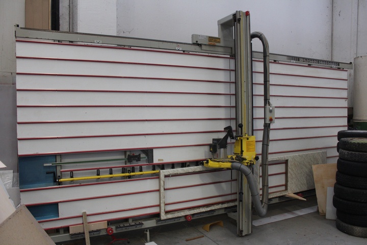 Putsch-Meniconi Model SVP620 4200 Vertical Panel Saw