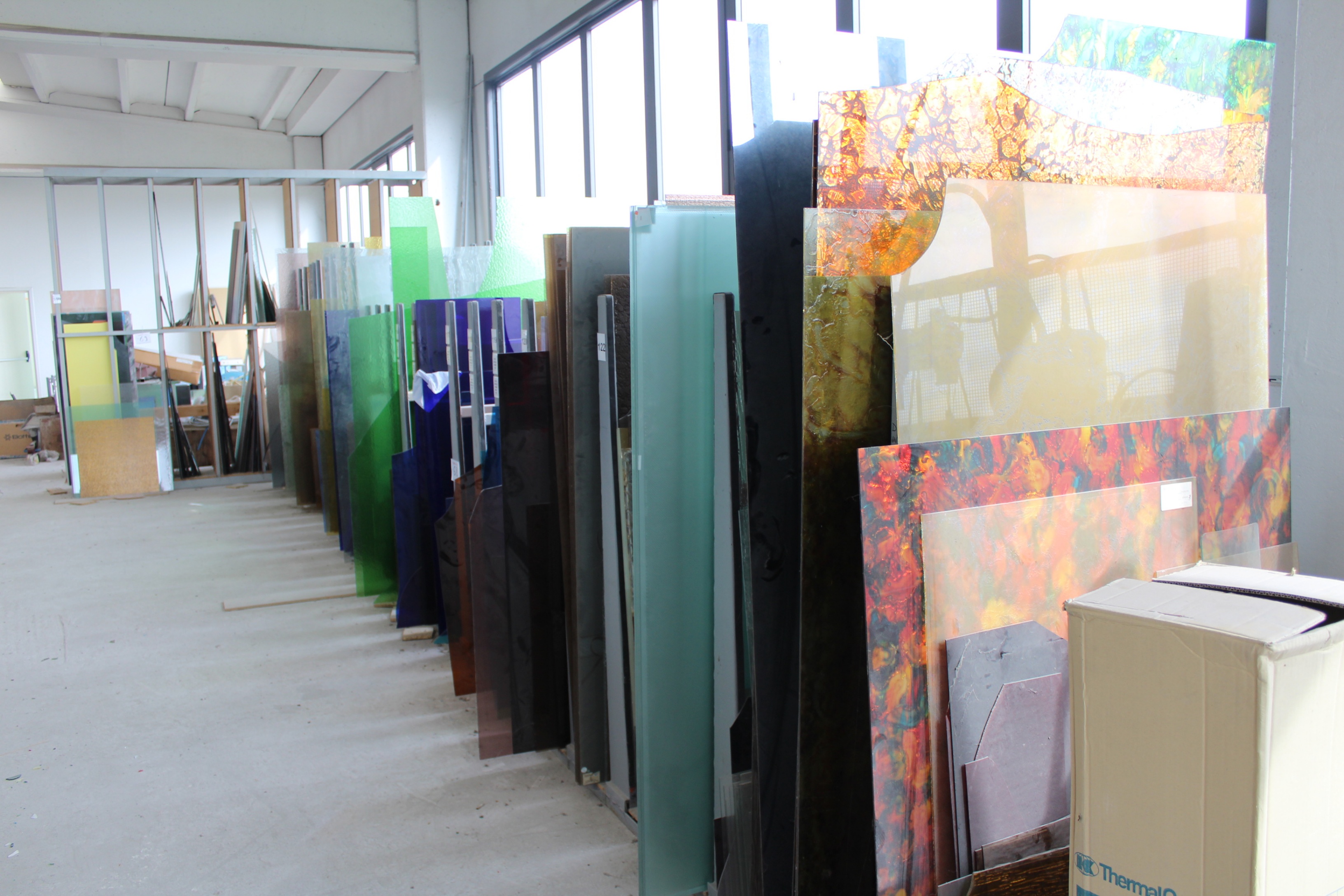 25 Section Glass Storage Rack