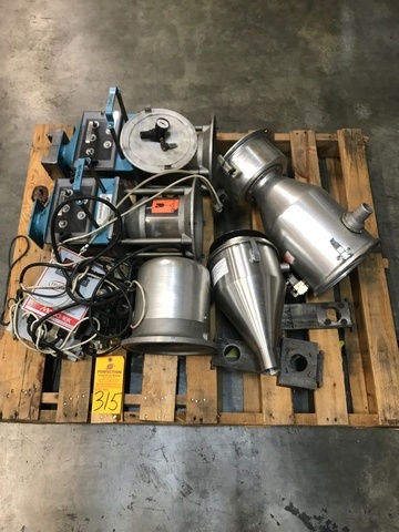 Lot of (2) M-TEK Vacuum Loader