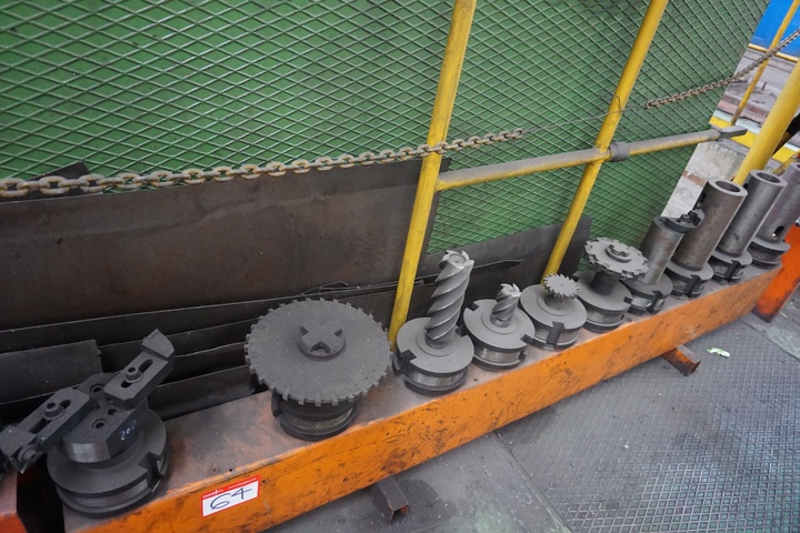 Tool Rack with ISO 60 Tooling