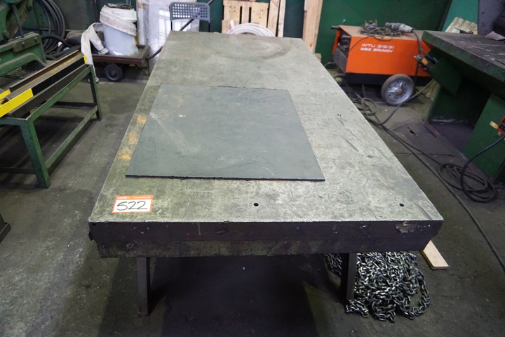 Steel Plate on (2) x Trestles, Cube & Machine Vice