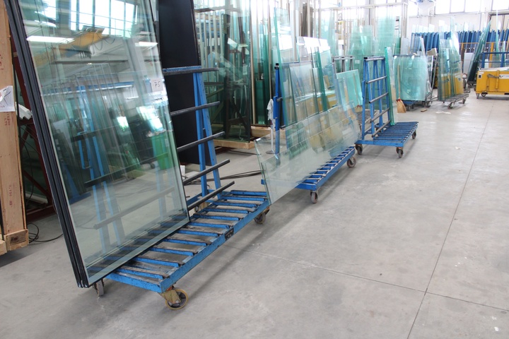 (5) x 1500 x 1800mm Steel Single Sided Portable Glass Transporters with Contents of Glass