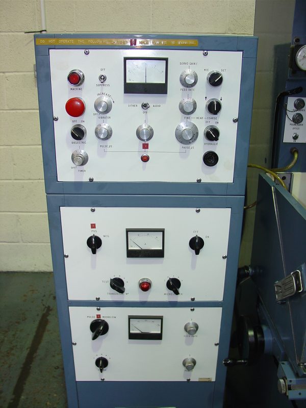 Sparcatron SM17L Electrical Discharge Machine