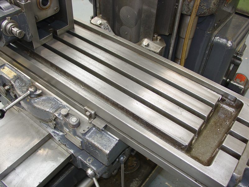 Cincinnati No.2 Universal Milling Machine