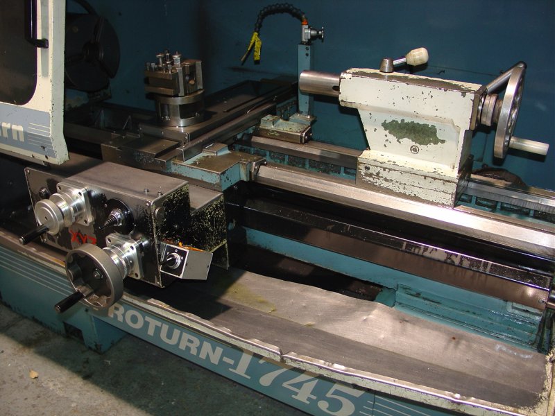XYZ Proturn 1745 Gap Bed Centre Lathe
