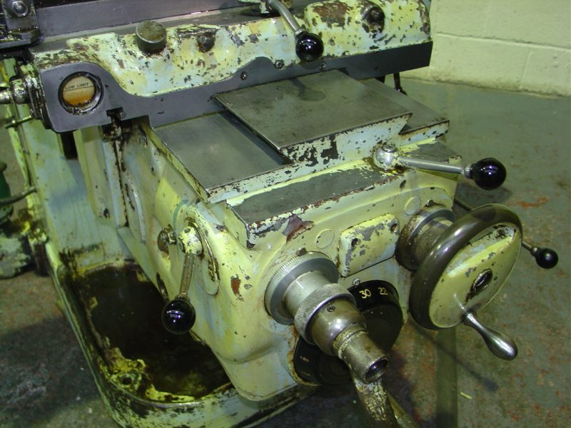 Cincinnati 2MI Horizontal Milling Machine