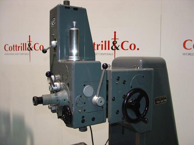 SIP Model MP-1H: Vertical Jig Boring and Milling Machine