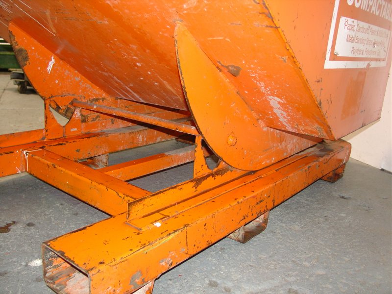 Forklift Tipper Skip