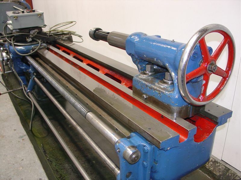 Dean Smith & Grace Gap Bed Centre Lathe