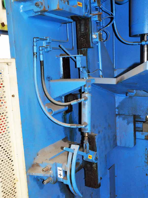 Kingsland Type KTSLX 3016 Hydraulic Guillotine