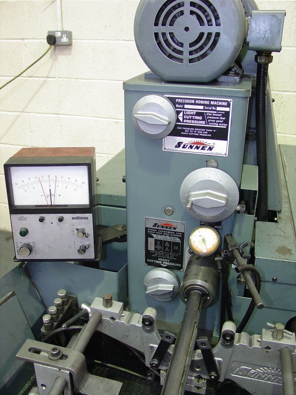 Sunnen MBB-1800H Horizontal Auto Honing Machine