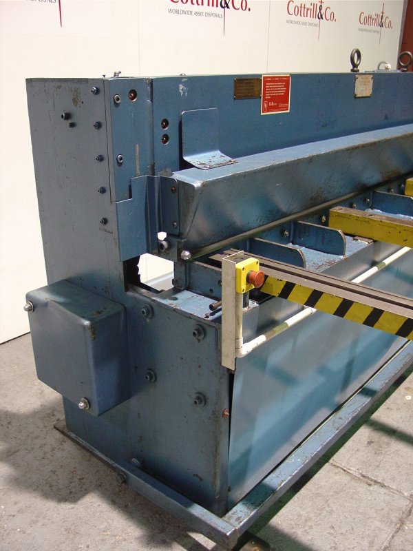 Keetona Powered Guillotine