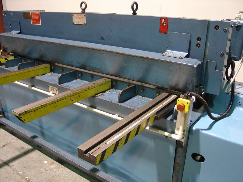 Keetona Powered Guillotine